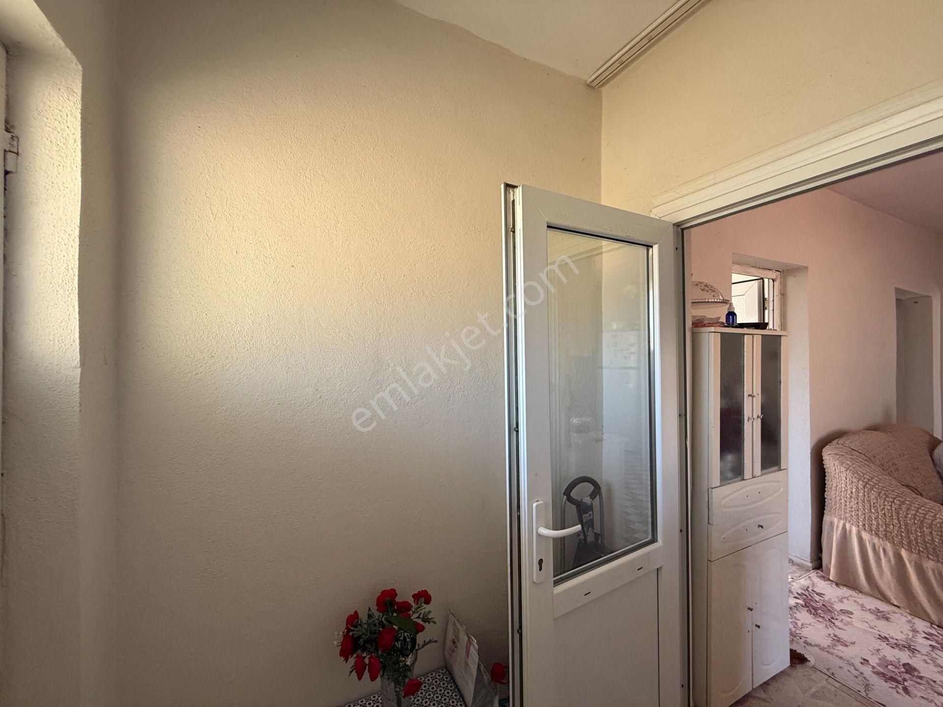 Seferihisar Ulamış Köyü Merkezinde Satılık Müstakil Ev - Görsel 26