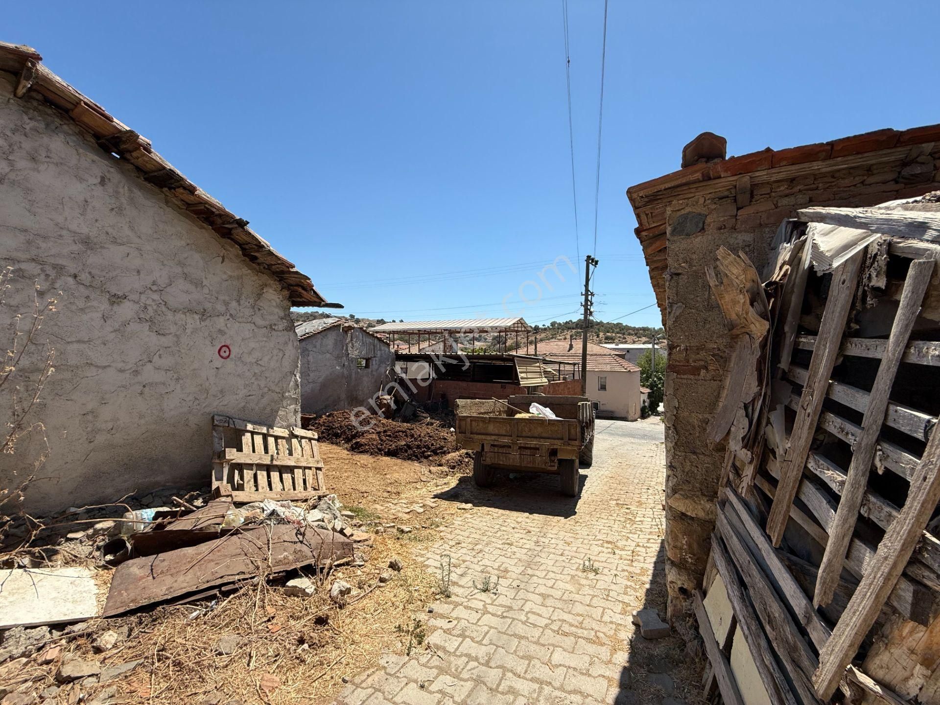 Seferihisar Ulamış Köyü Merkezinde Satılık Müstakil Ev - Görsel 10