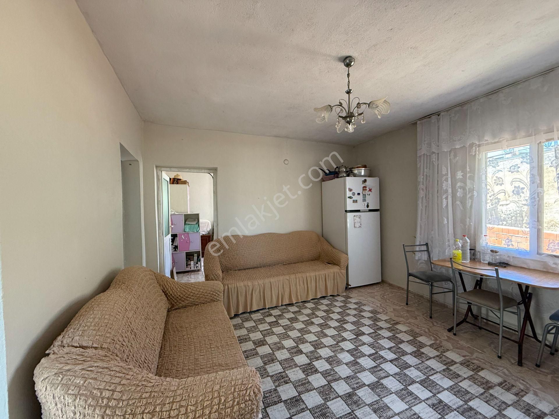 Seferihisar Ulamış Köyü Merkezinde Satılık Müstakil Ev - Görsel 11