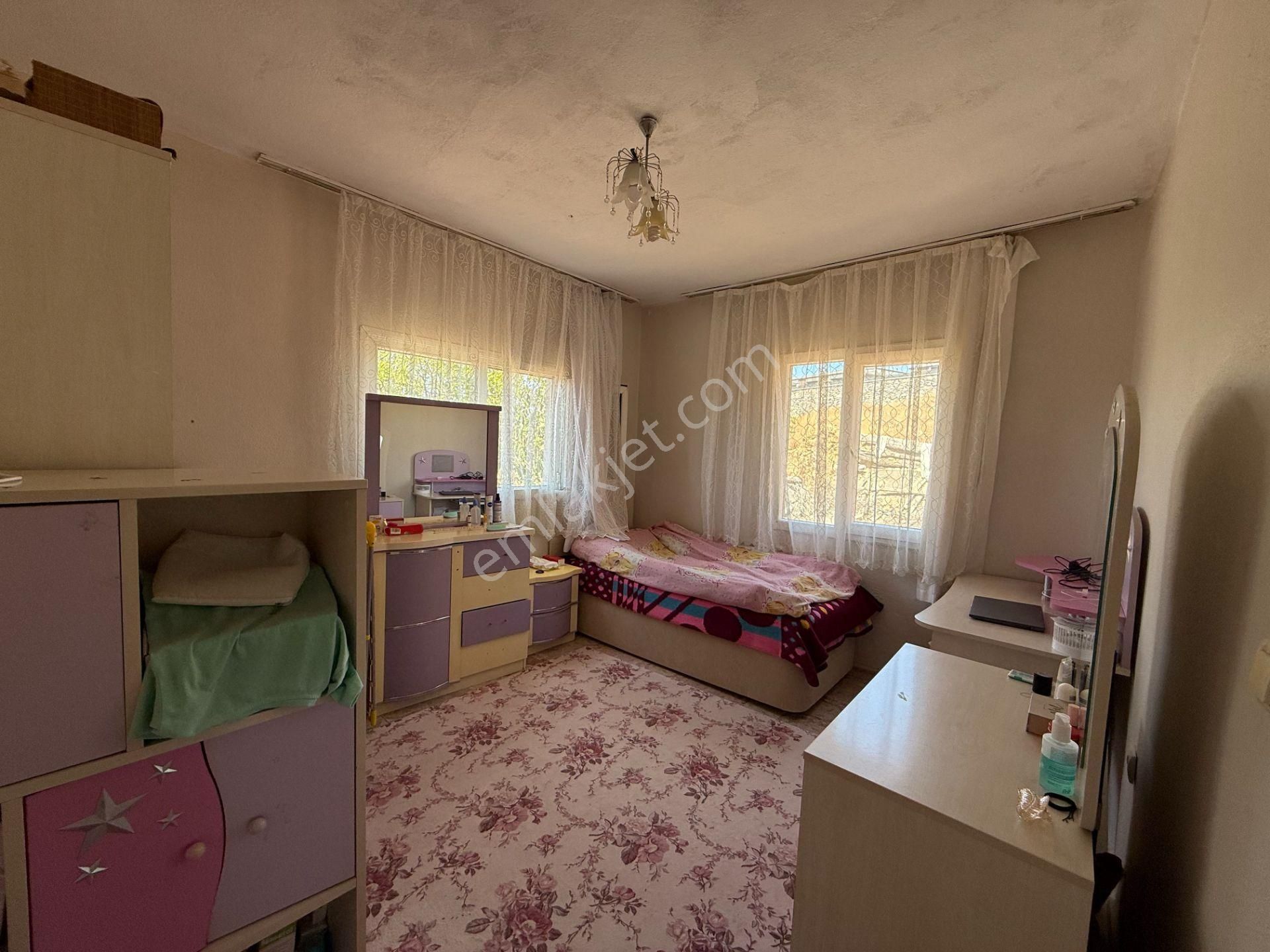 Seferihisar Ulamış Köyü Merkezinde Satılık Müstakil Ev - Görsel 27