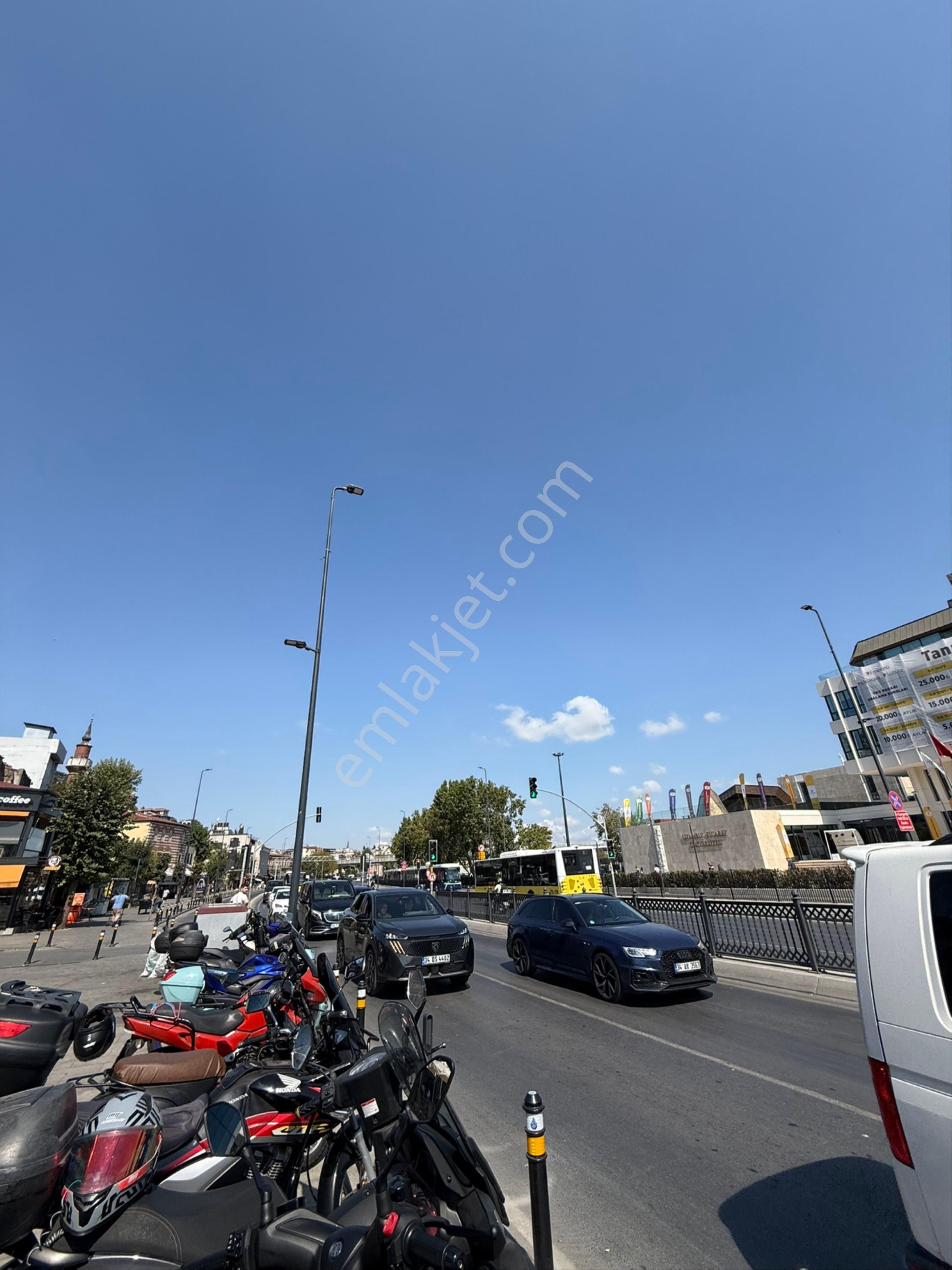 Nevmahalden Eminönü Merkezi Kantarcılarda İki Katlı Kelepir Bina - Görsel 17