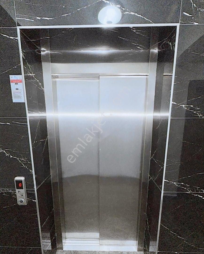 Nevmahalden Kapalı Ve Açık Otoparklı Yeni Arakat Daire - Görsel 9