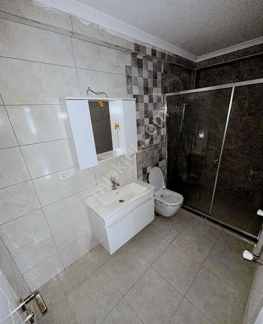 Nevmahalden Kapalı Ve Açık Otoparklı Yeni Arakat Daire - Görsel 18