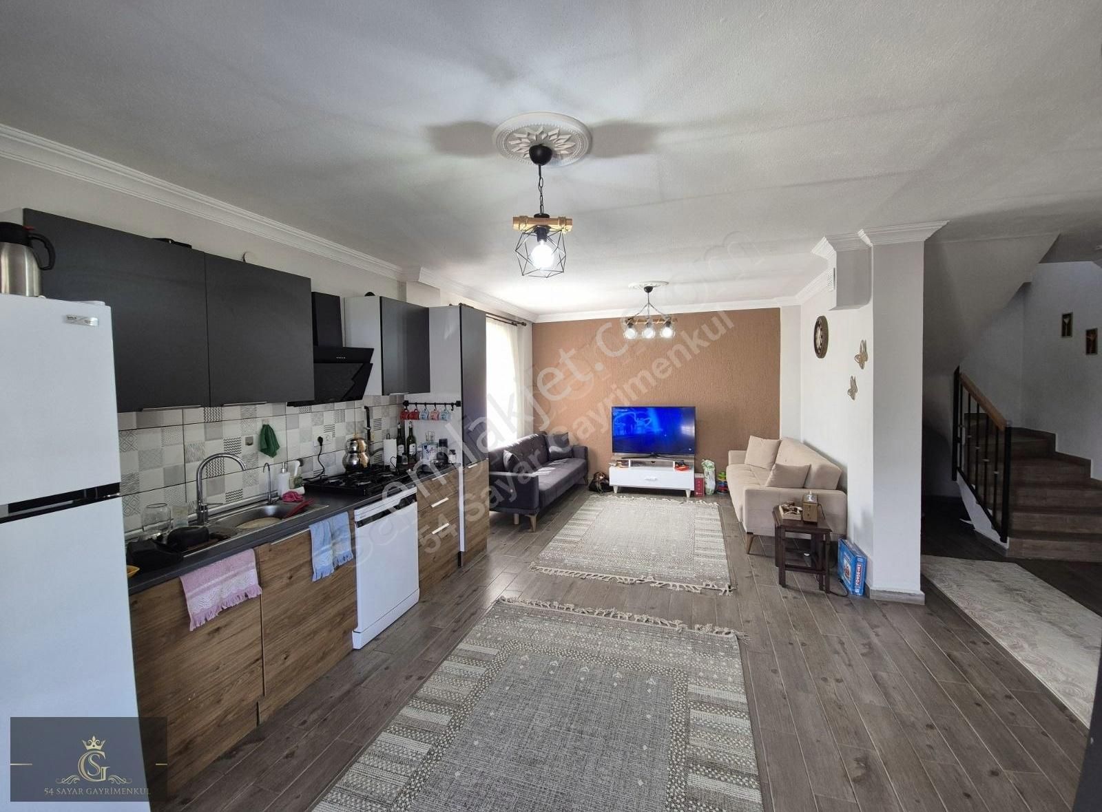 54 Sayar Gayrimenkulden Denize Yakın 2 Dönüm İçinde 2 Villa - Görsel 17