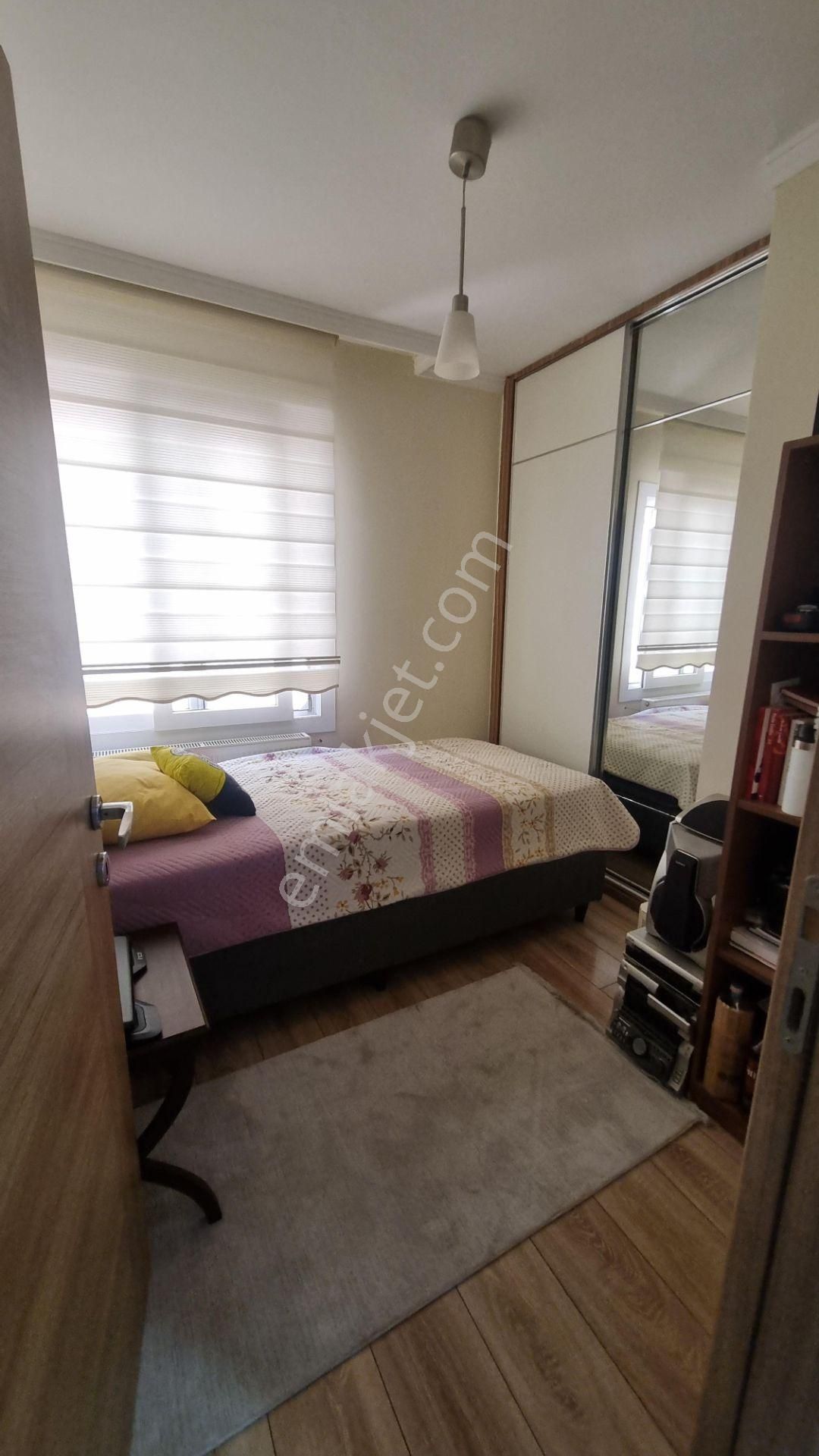 Bostanlıda Sahile Yakın İçi Full Yapılı 3+1 Satılık Daire - Görsel 13