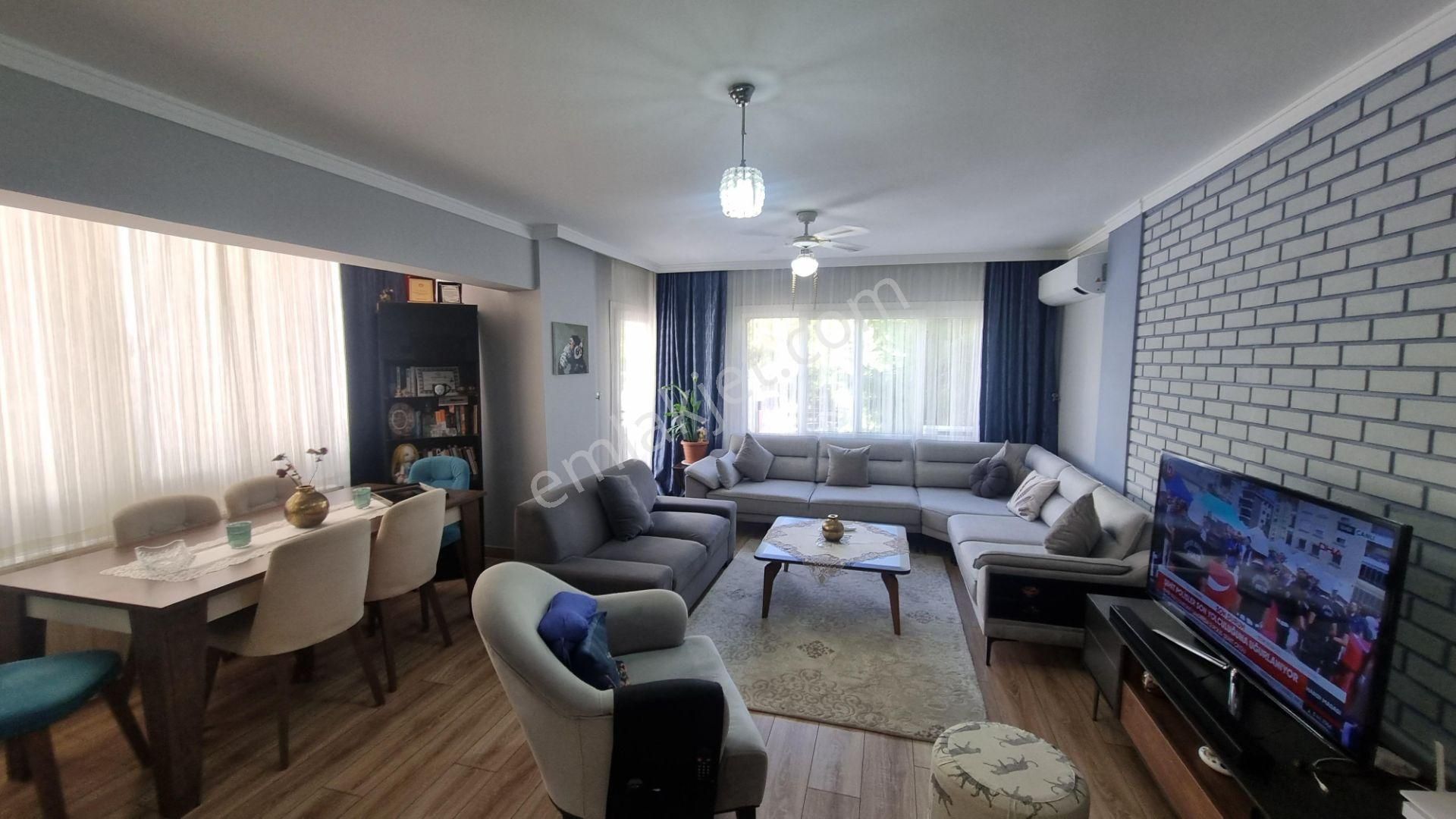 Bostanlıda Sahile Yakın İçi Full Yapılı 3+1 Satılık Daire - Görsel 3