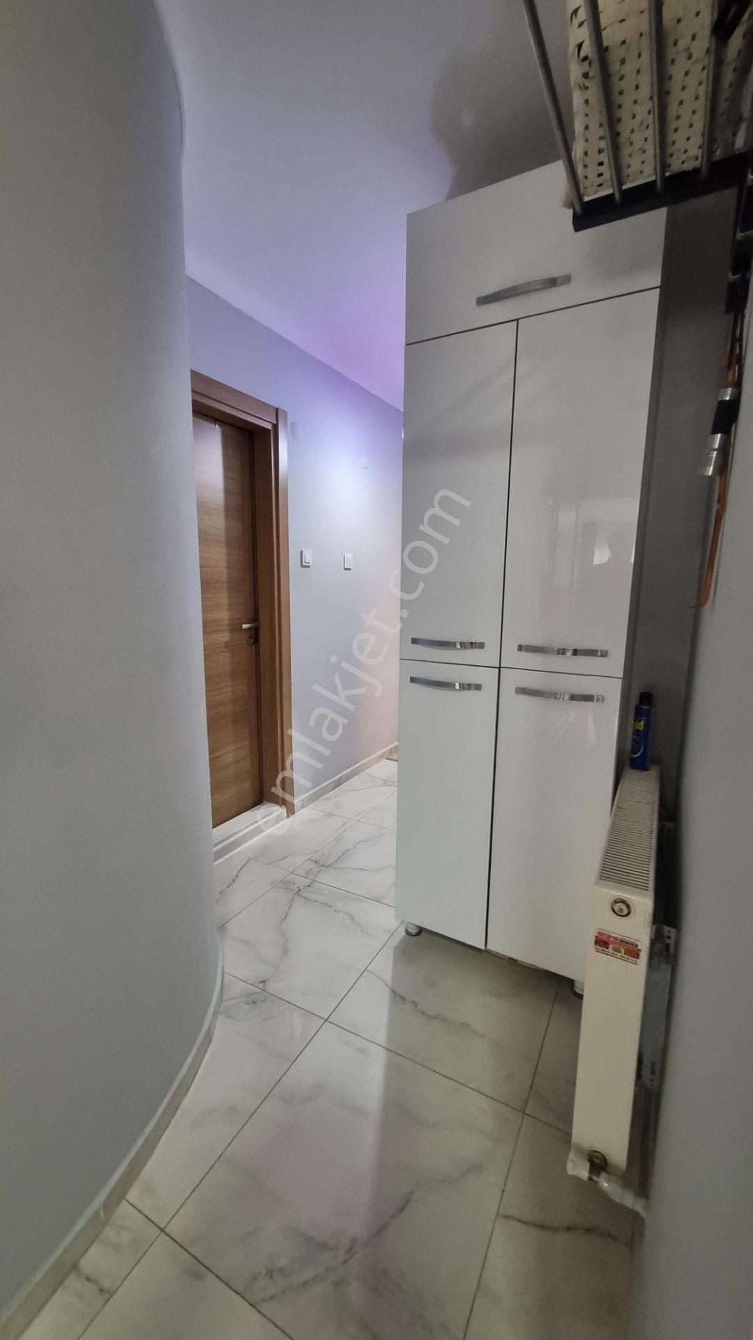 Bostanlıda Sahile Yakın İçi Full Yapılı 3+1 Satılık Daire - Görsel 11