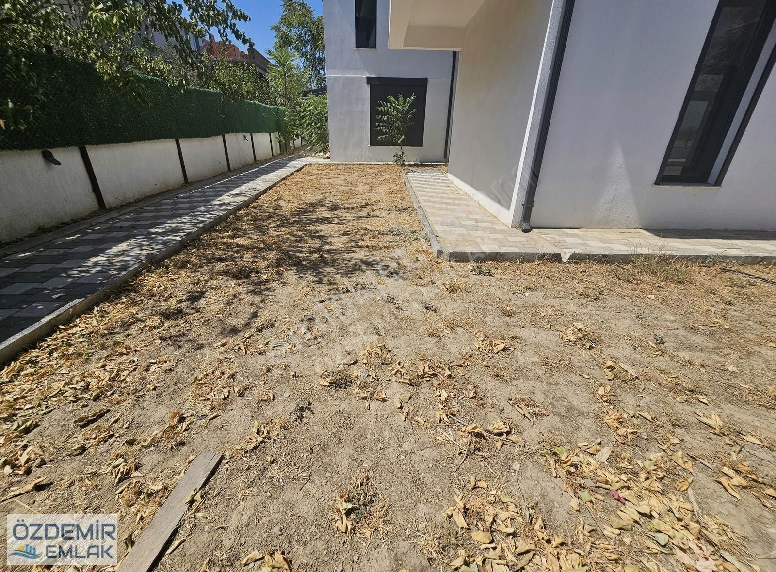 Havuzlu Butik Sitede Kapalı Mutfak Satılık 3+1 Dubleks Villa - Görsel 31