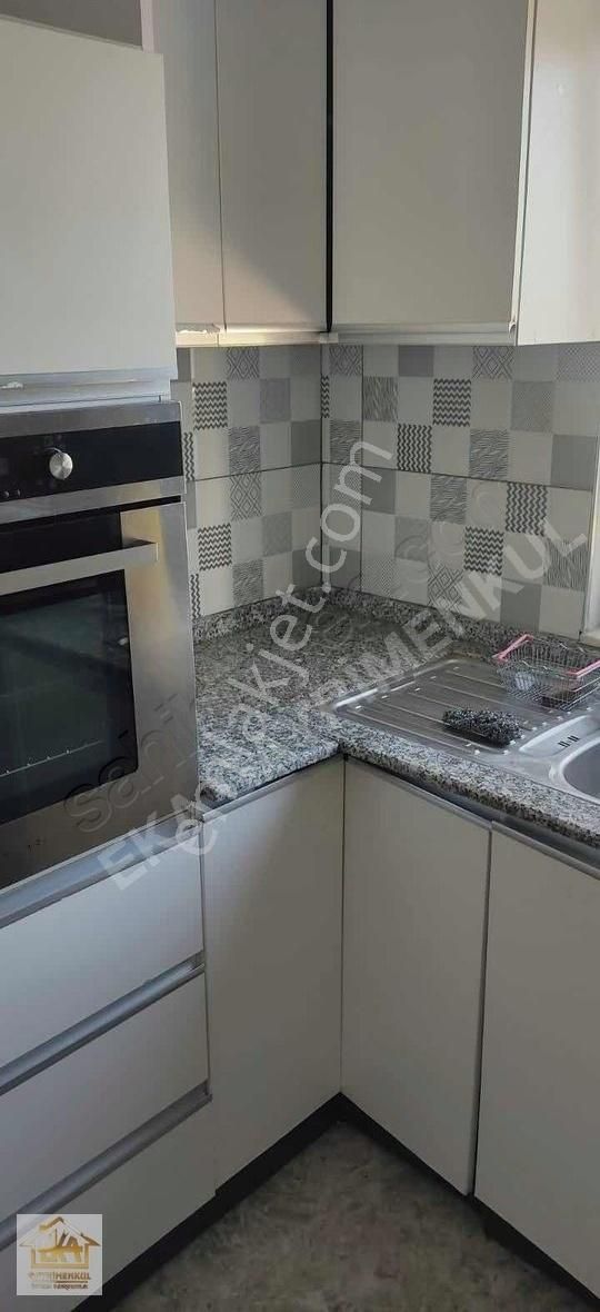 Konyaaltı Hurmada Havuzlu Site İçinde 1+1 Eşyalı Daire 60 M² - Görsel 3