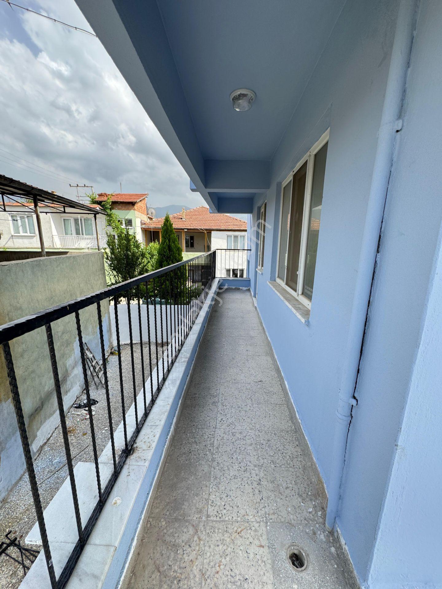 Özmecaz'dan Karakurt Mah. Komple Bina 3 Daire 145m2 Komple Yenilenmiş - Görsel 9