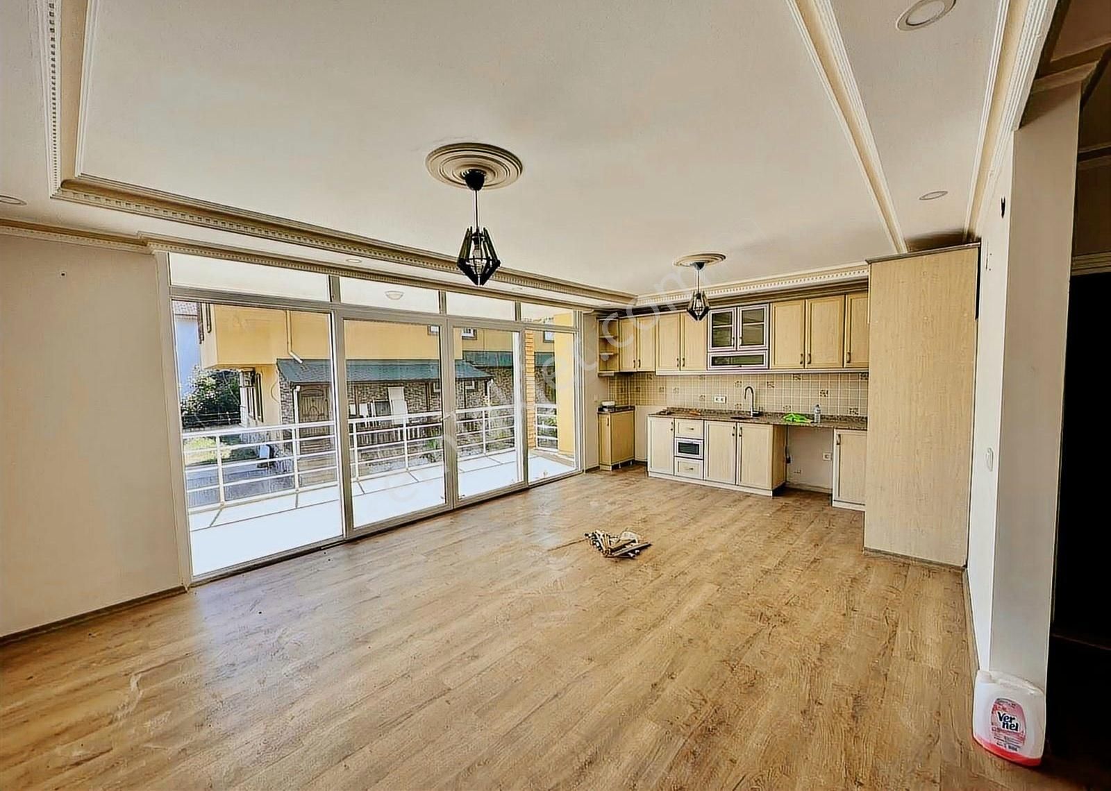 Alanya Demirtaş'da Satılık 4+1 Villa - Görsel 18