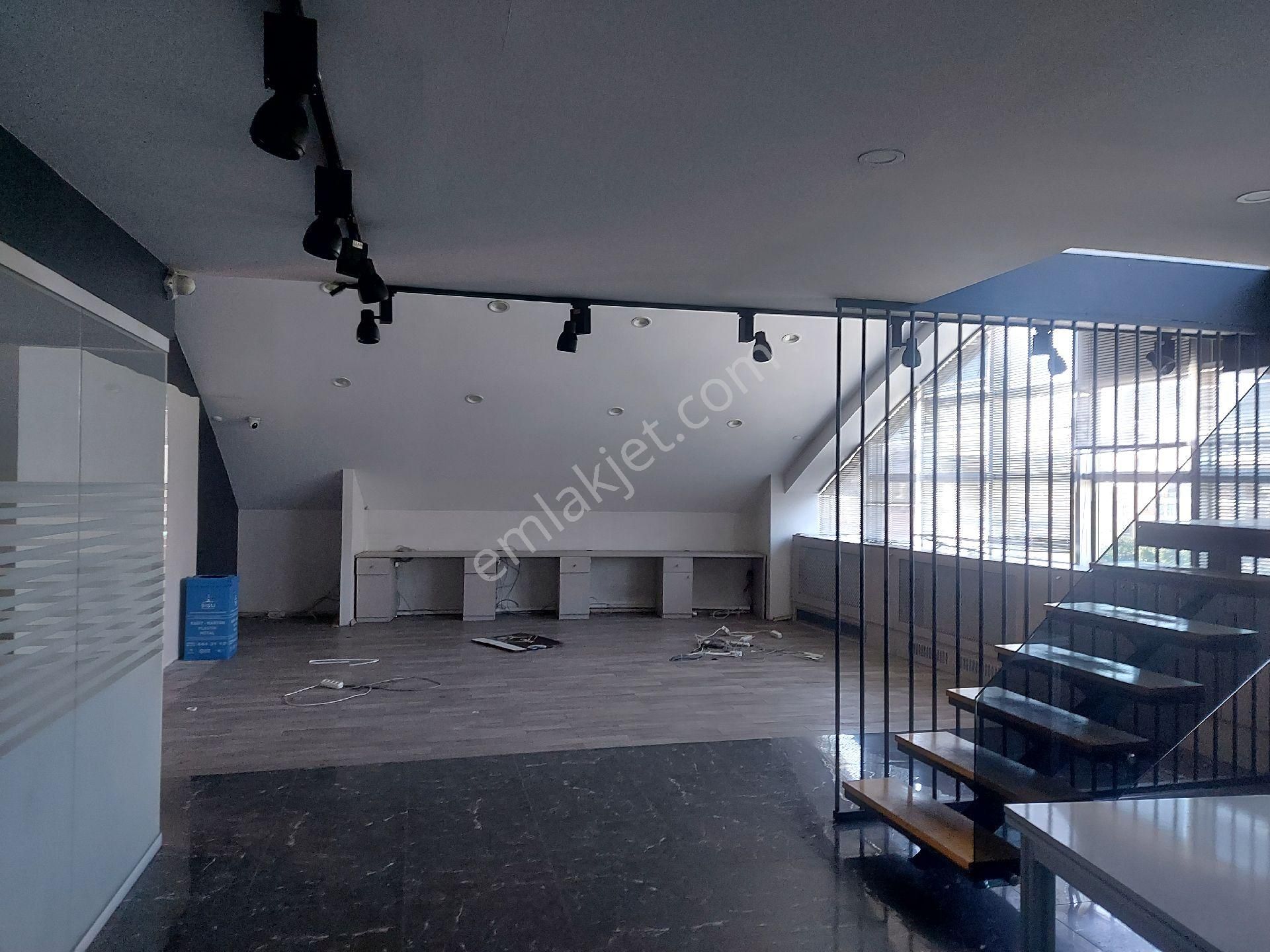 Şişli Kiralık Ofis 550 M2 Dublex - Görsel 8