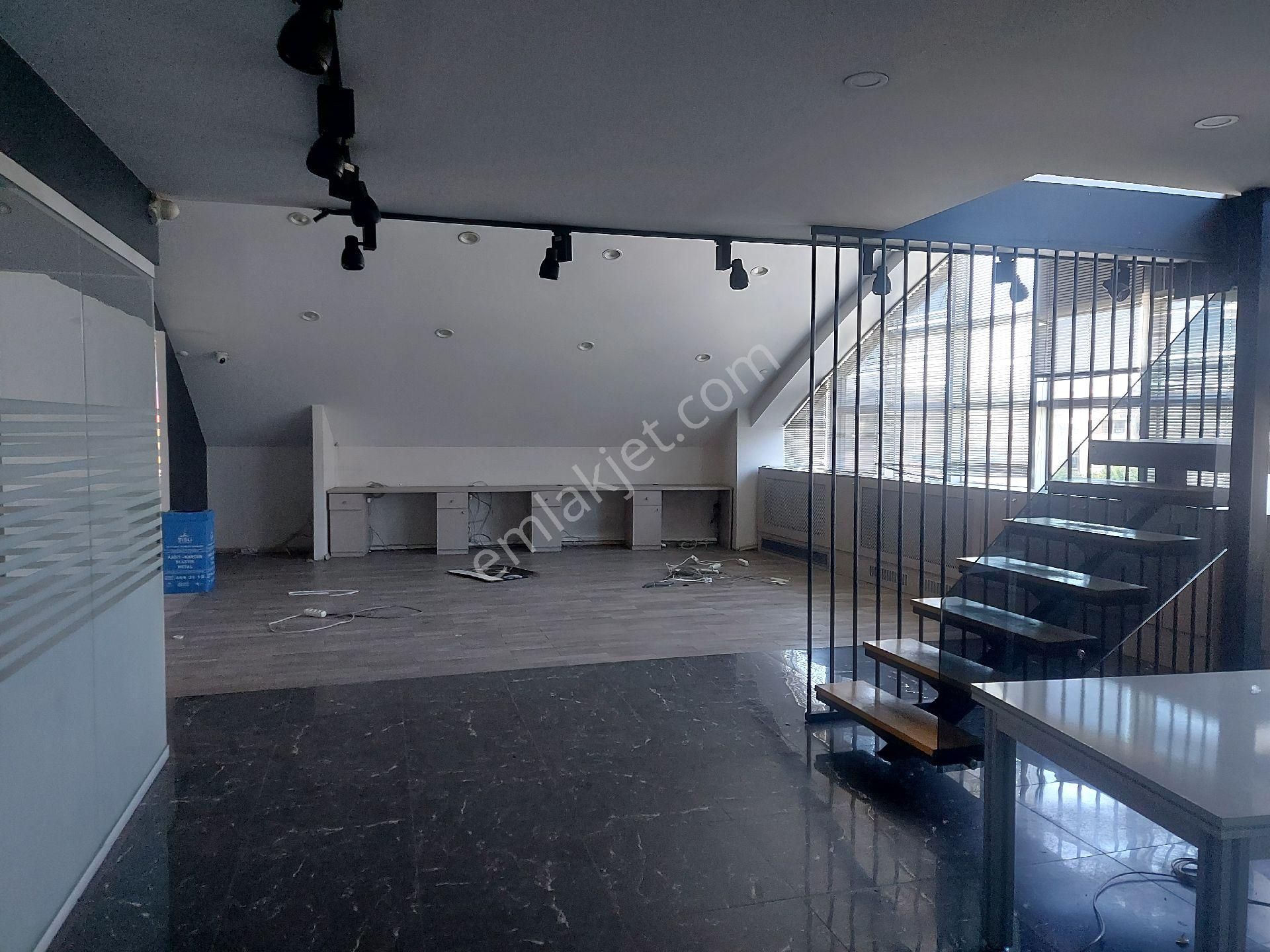 Şişli Kiralık Ofis 550 M2 Dublex - Görsel 17
