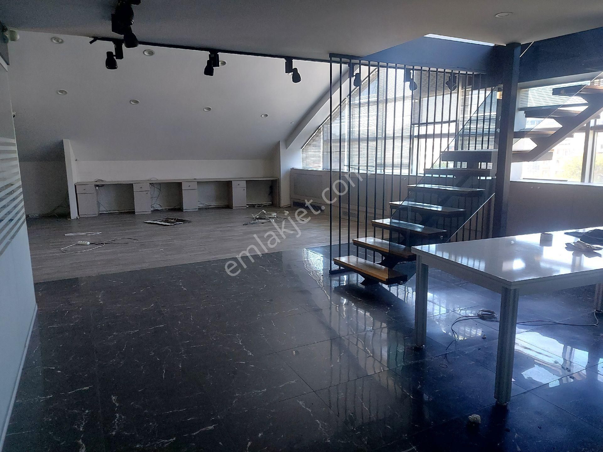 Şişli Kiralık Ofis 550 M2 Dublex - Görsel 6