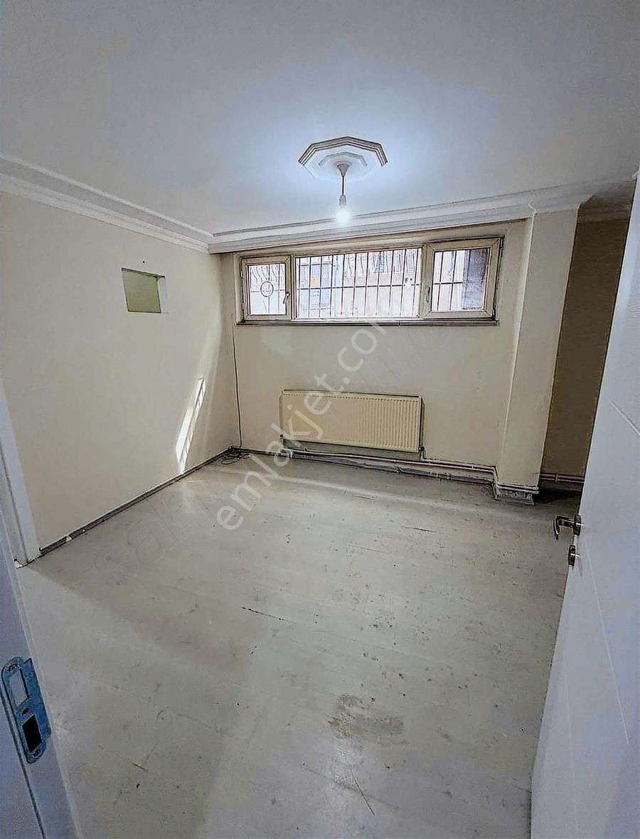 Andaç Emlaktan Yarı Bodrum Daire