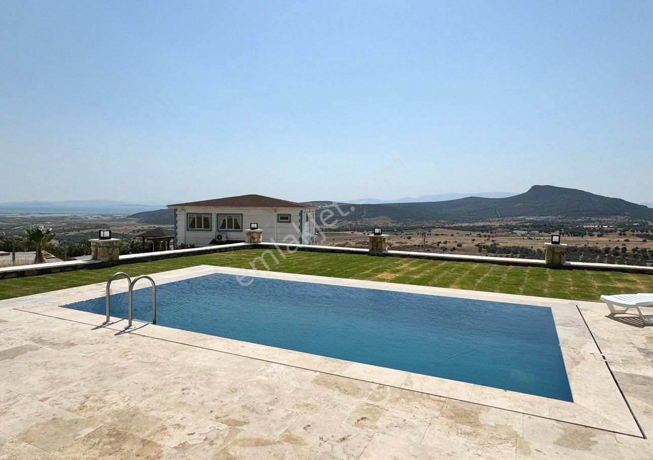 Eski Foça Da Kiralık Müstakil Havuzlu Terapi Jakuzili Taş Villa - Görsel 11