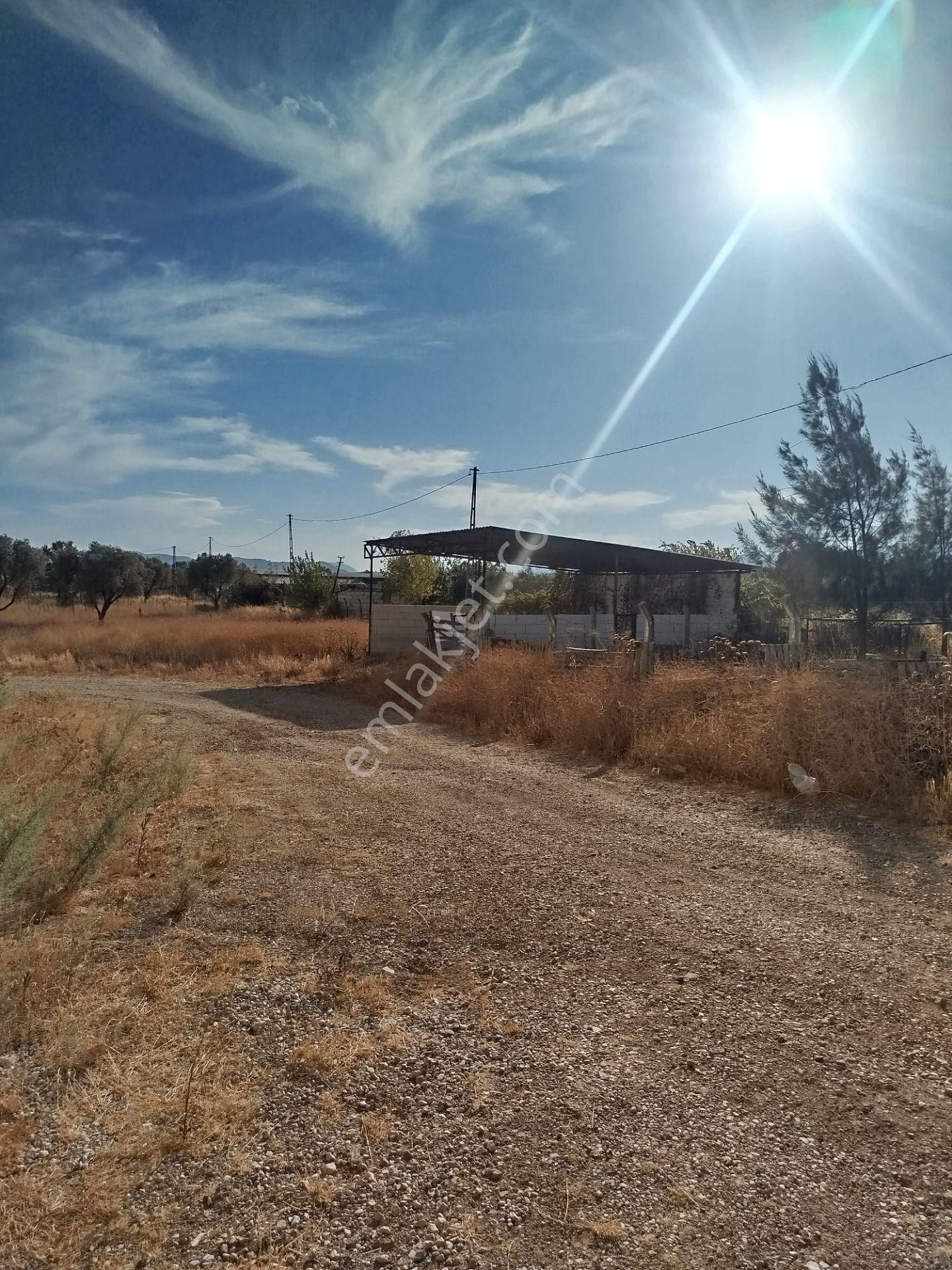 Görecede Merkezi Konumda 12.700m2 Üzerinde 1.000m2 Kapalı Alana Sahip Kiralık Arazi - Görsel 11