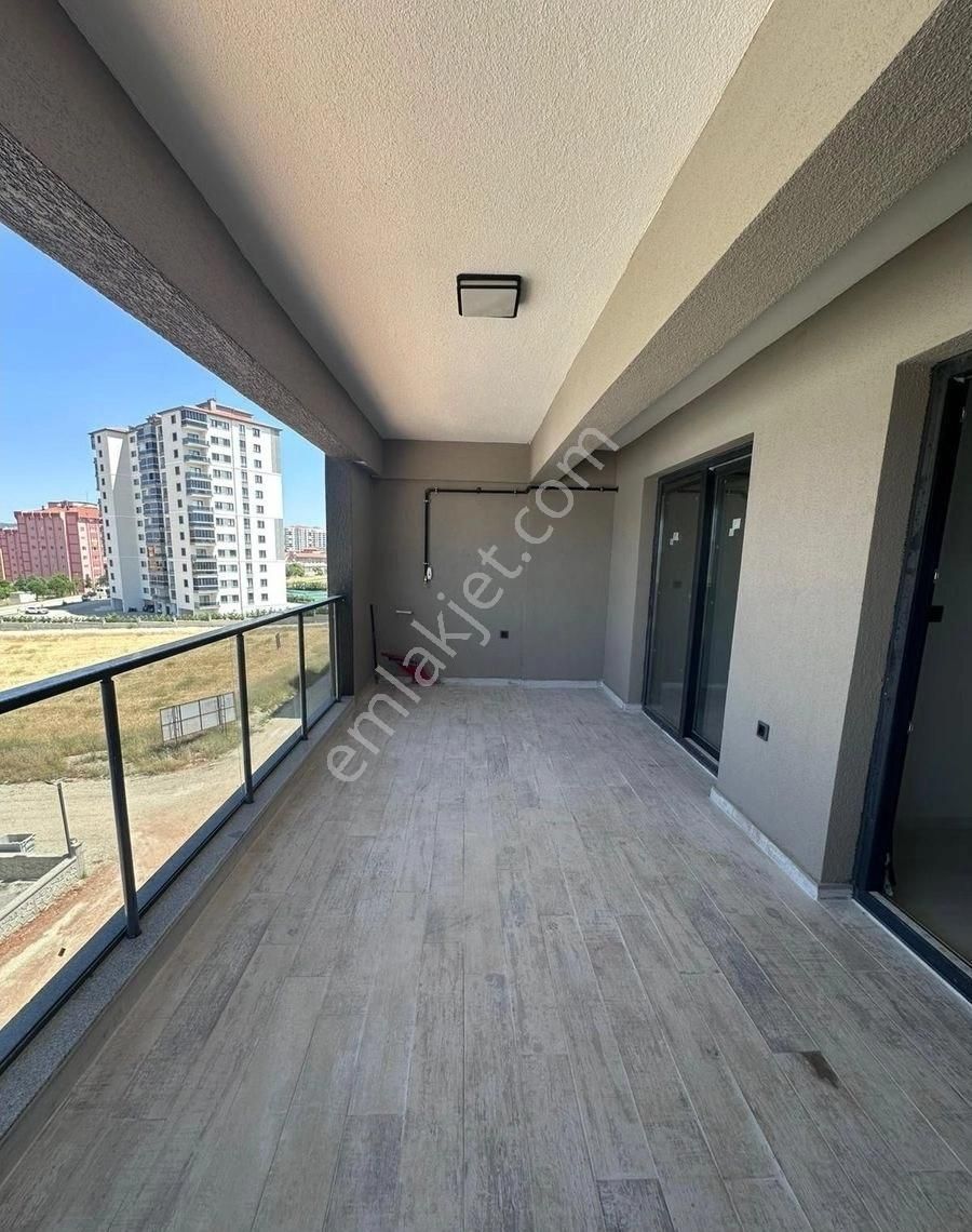 Kemalöz Mahallesinde Ultra Lüks Anahtar Teslim Daire - Görsel 15