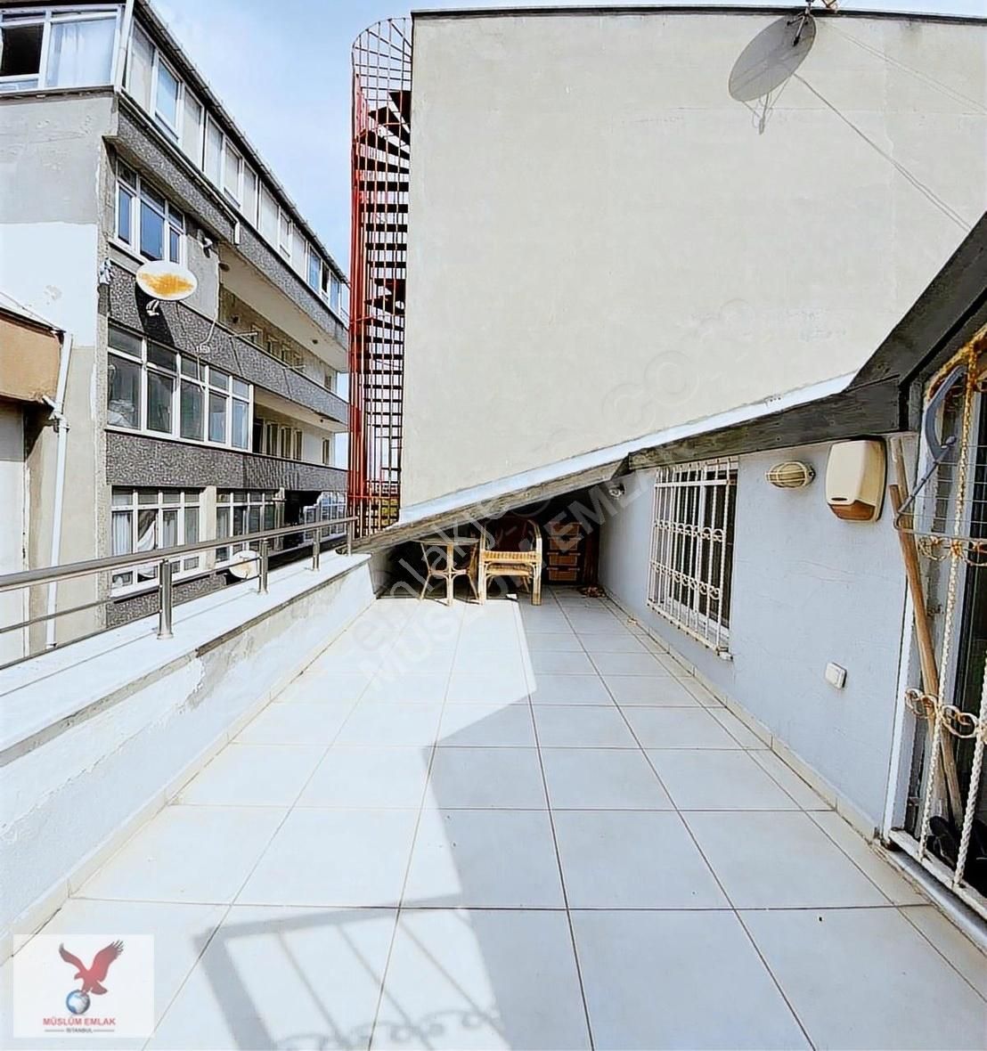 Avcılar Merkez Mah E-5 Dibi Yeni Binada Dubleks Daire - Görsel 3