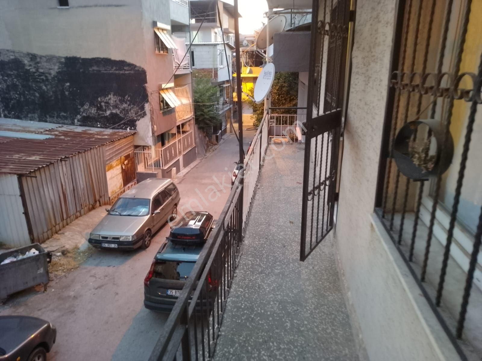 İzmir Karabağlar Bozyaka Mahallesi Satılık 2 Katlı Müstakil - Görsel 23