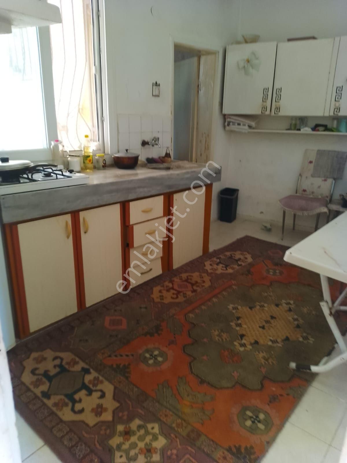 İzmir Karabağlar Bozyaka Mahallesi Satılık 2 Katlı Müstakil - Görsel 6