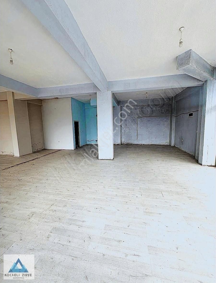 Başiskele Kullar'da Fabrikalara Yakın Depo - Görsel 5