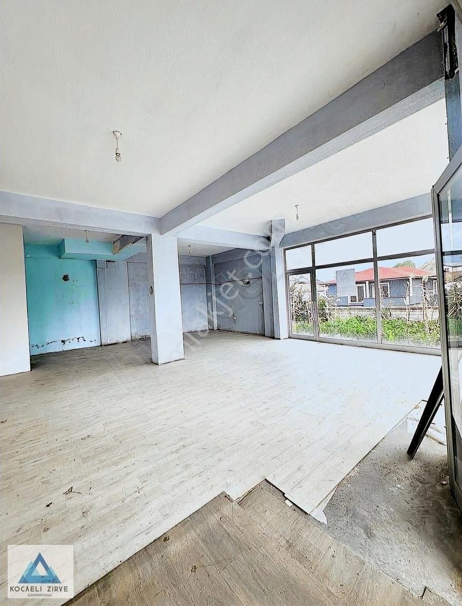 Başiskele Kullar'da Fabrikalara Yakın Depo - Görsel 15