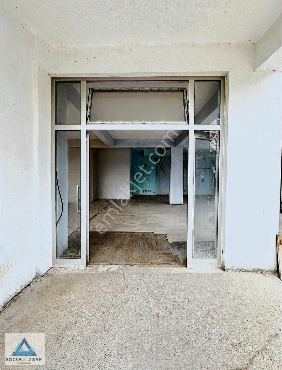 Başiskele Kullar'da Fabrikalara Yakın Depo - Görsel 6