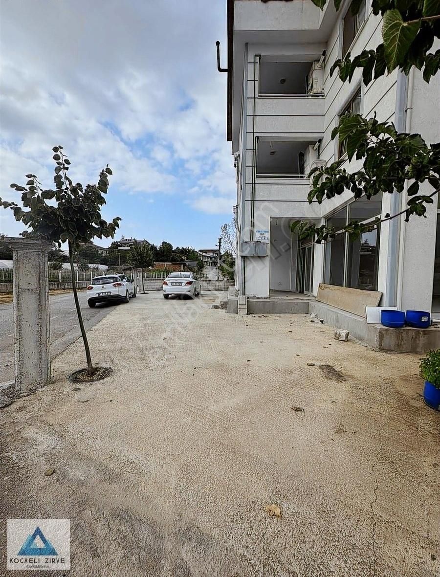 Başiskele Kullar'da Fabrikalara Yakın Depo - Görsel 4