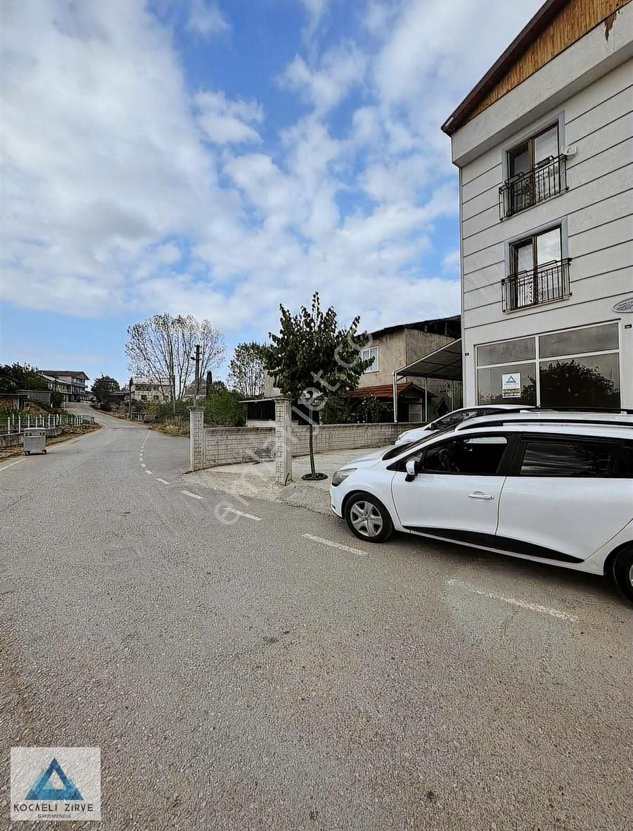 Başiskele Kullar'da Fabrikalara Yakın Depo - Görsel 9