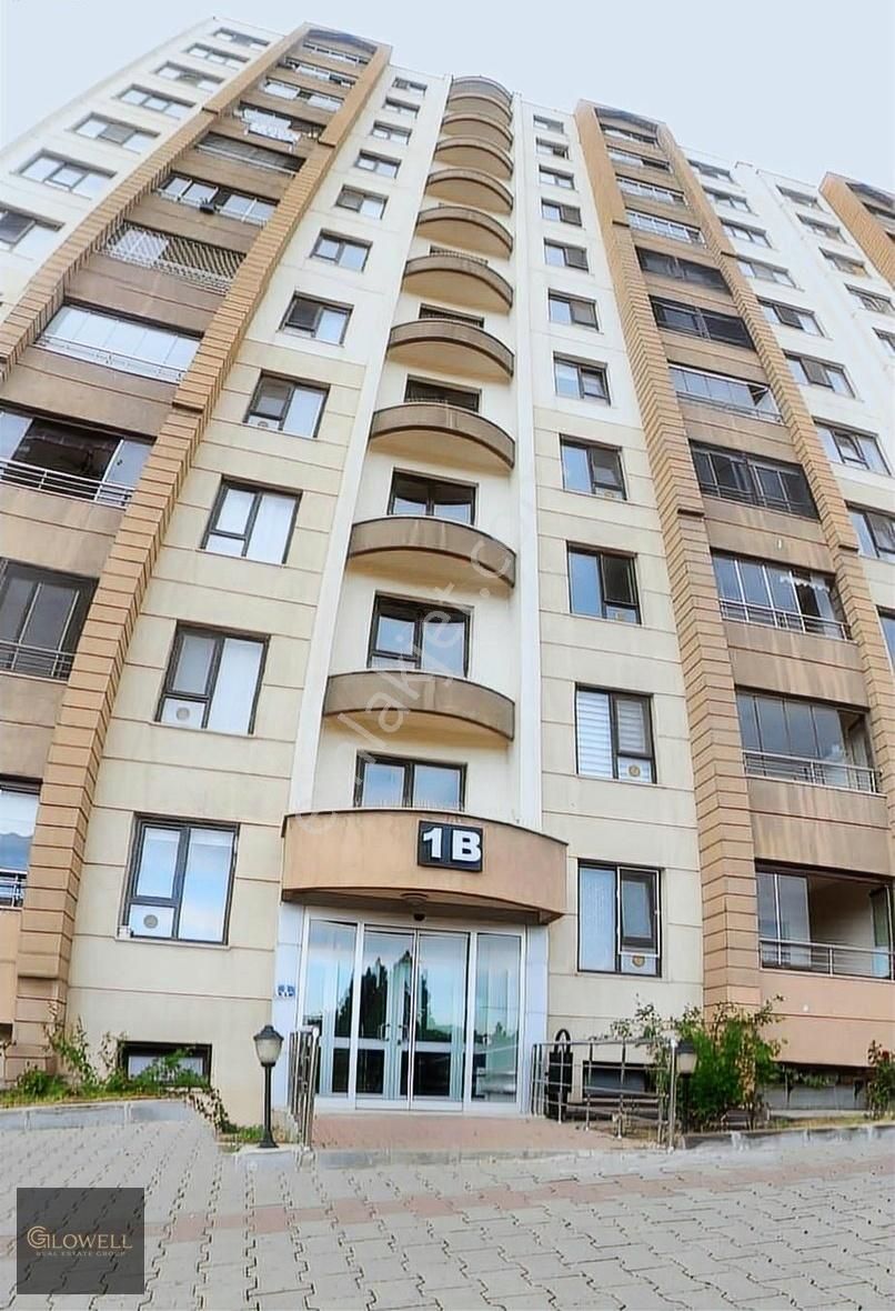 Park Caddesi Günışığı Safir' De 4+1 Kiralık