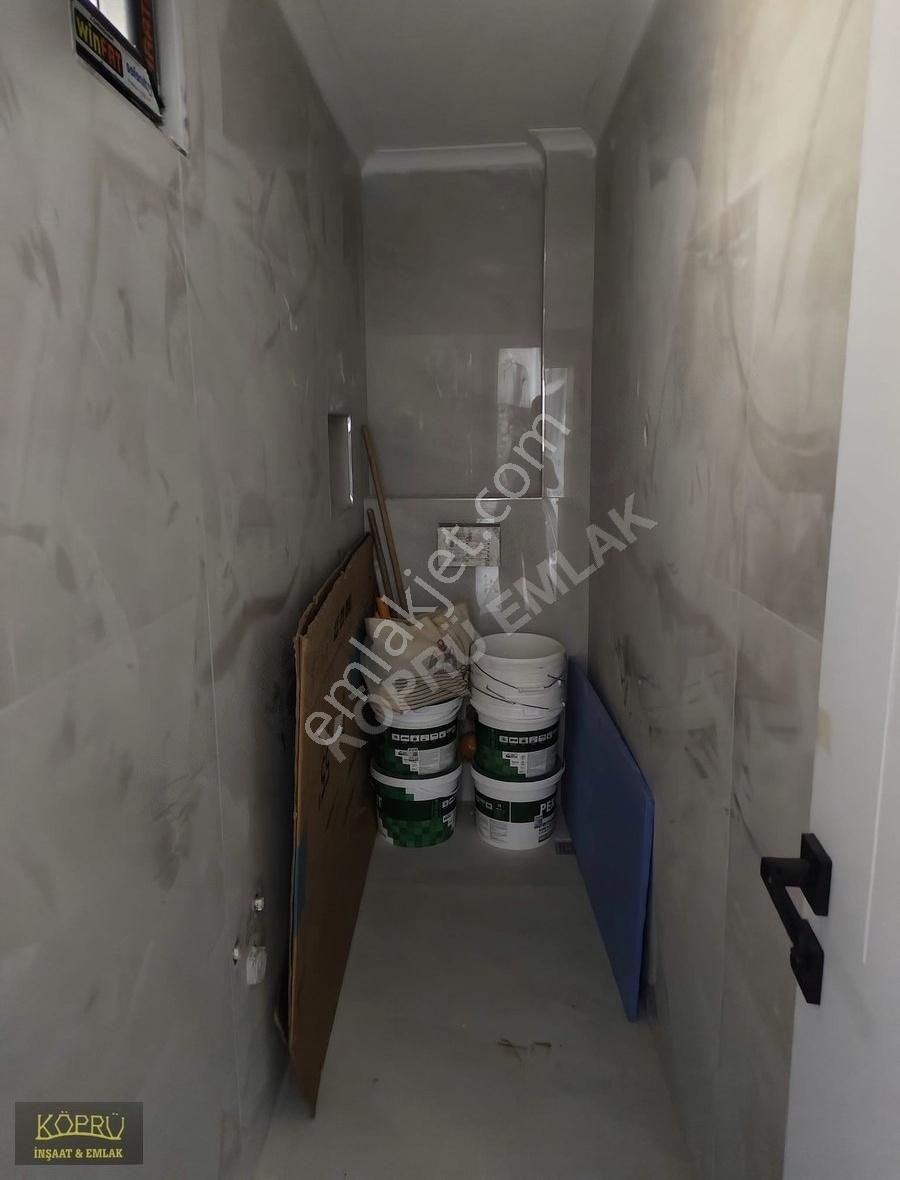 Yunusemre Mah'de Ana Caddeye Yakın 125m2 3+1 1.kat Lüx Daire - Görsel 35