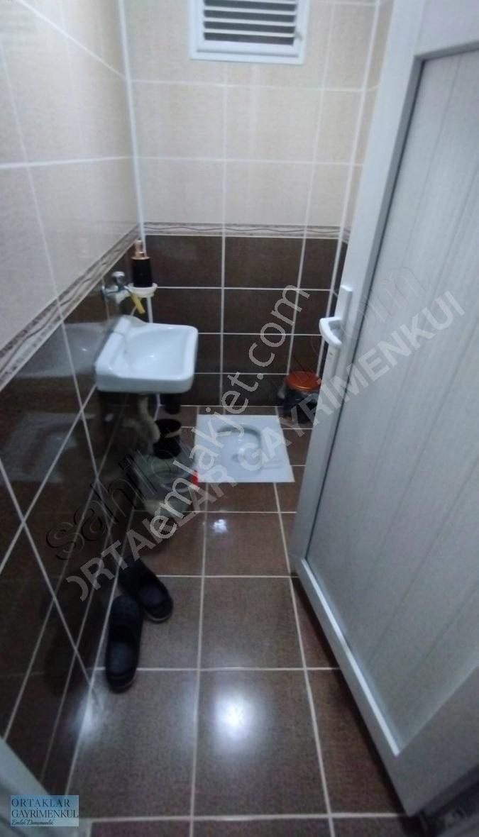 Sancaktepe Sarıgazi Mahallesinde Kompile Satılık Bina - Görsel 3