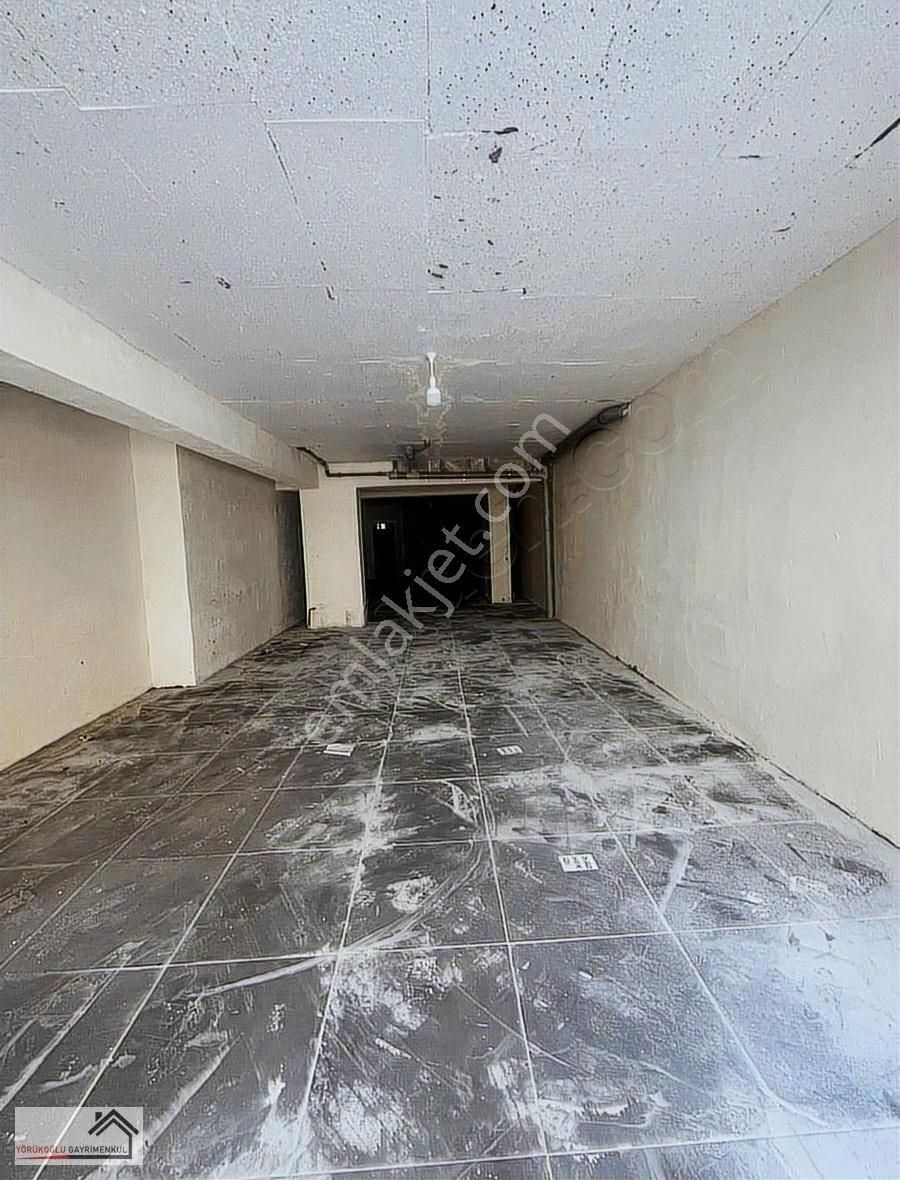 Selçukbey Caddesinde 97 M2 Satılık Dükkan - Görsel 3