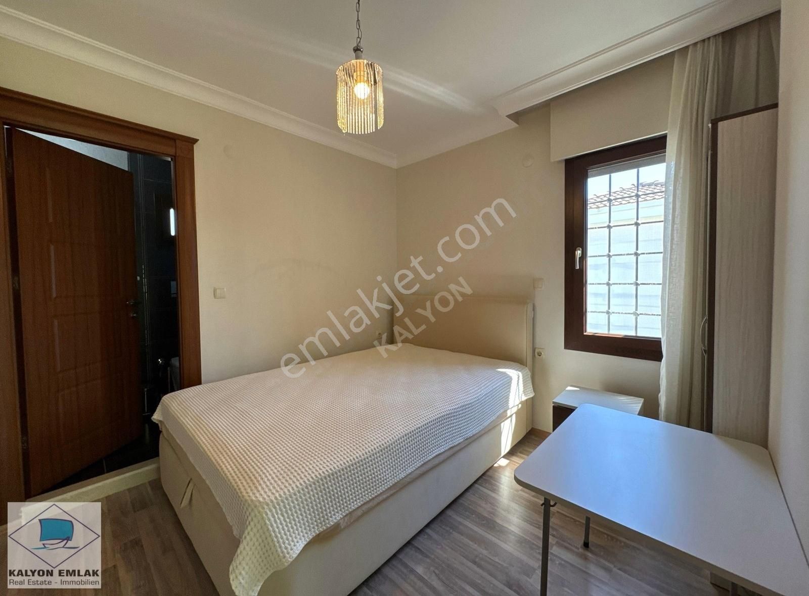 Alaçatı Da Yıllık Kiralık Havuzlu Site İçinde Villa - Görsel 27