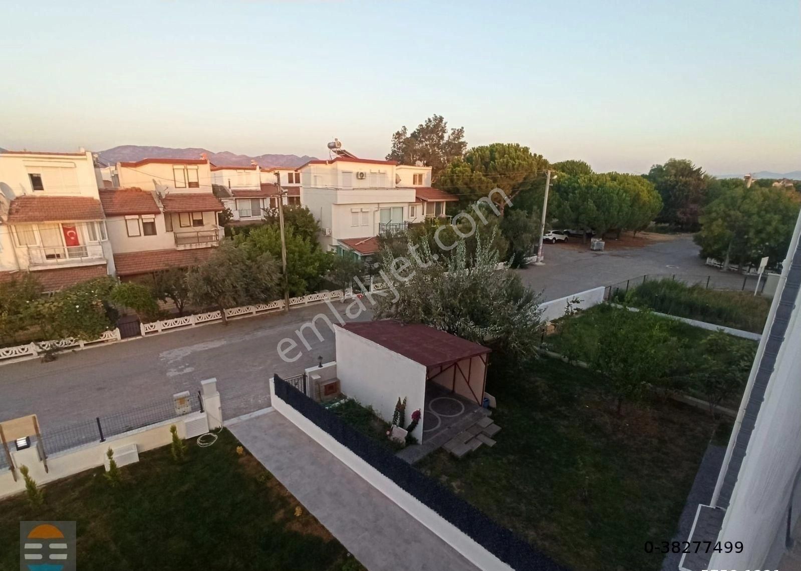 Ayvalık Altınova'da Geniş Bahçeli Lüks Sıfır Triplex Villa - Görsel 9