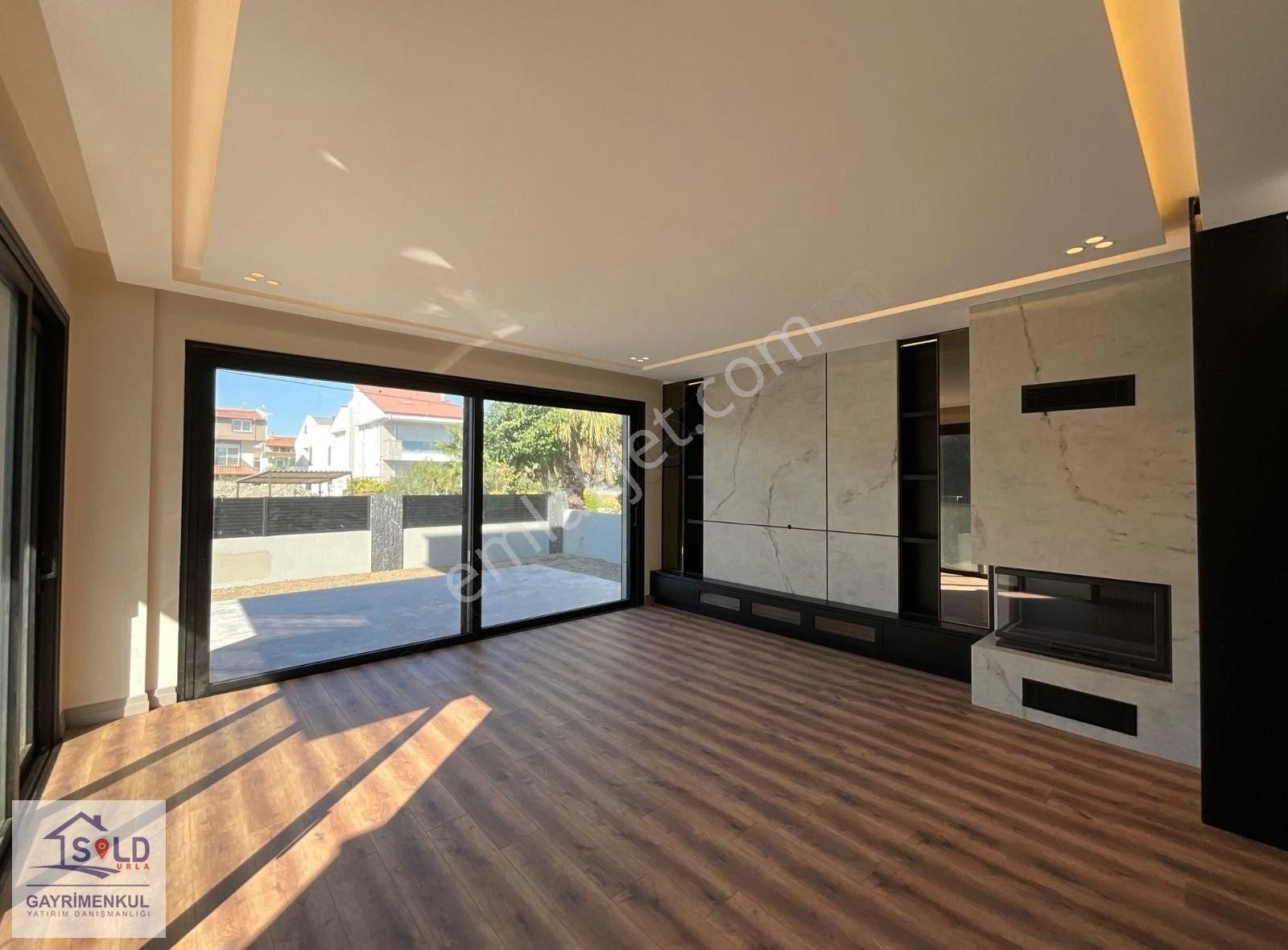 Urla Atatürk Mahallesi'nde Satılık Tam Müstakil Villa - Görsel 5