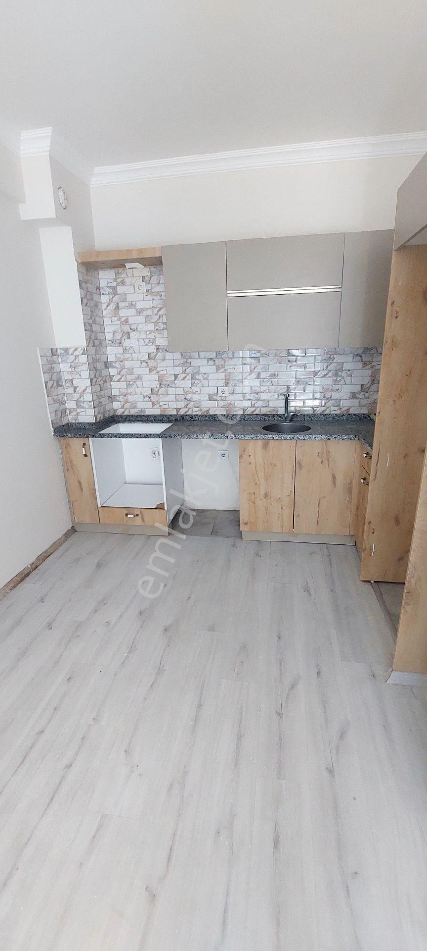 Davutlar Merkezde Satılık 3+1 Daire - Görsel 18