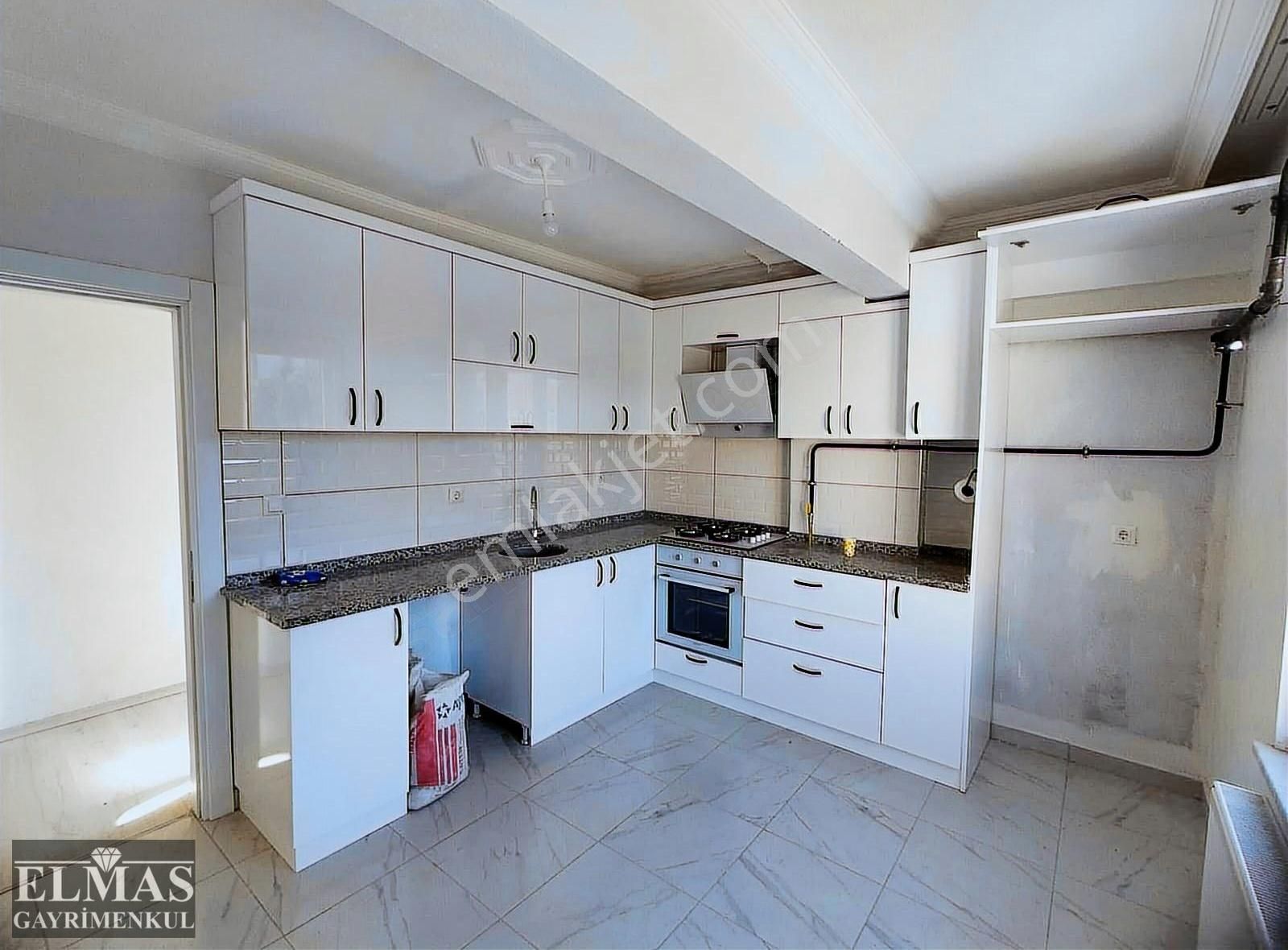 Rüstemlerde Ferah Önü Açık Sıfır 2+1 Kiralık Daire - Görsel 8
