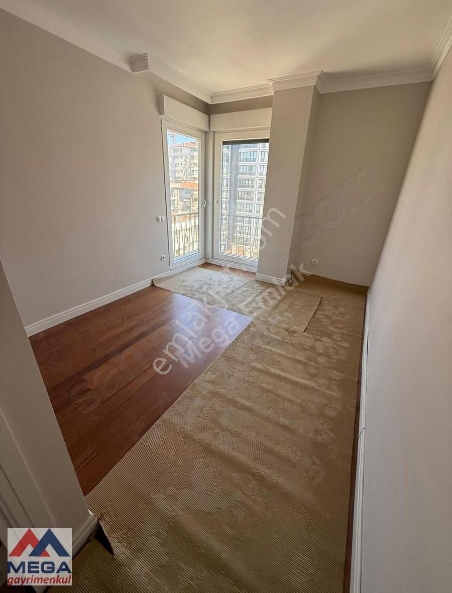 Göztepe'de Bağdat Cad. Yakın 130m2 3+1 Satılık Lüks Daire - Görsel 2