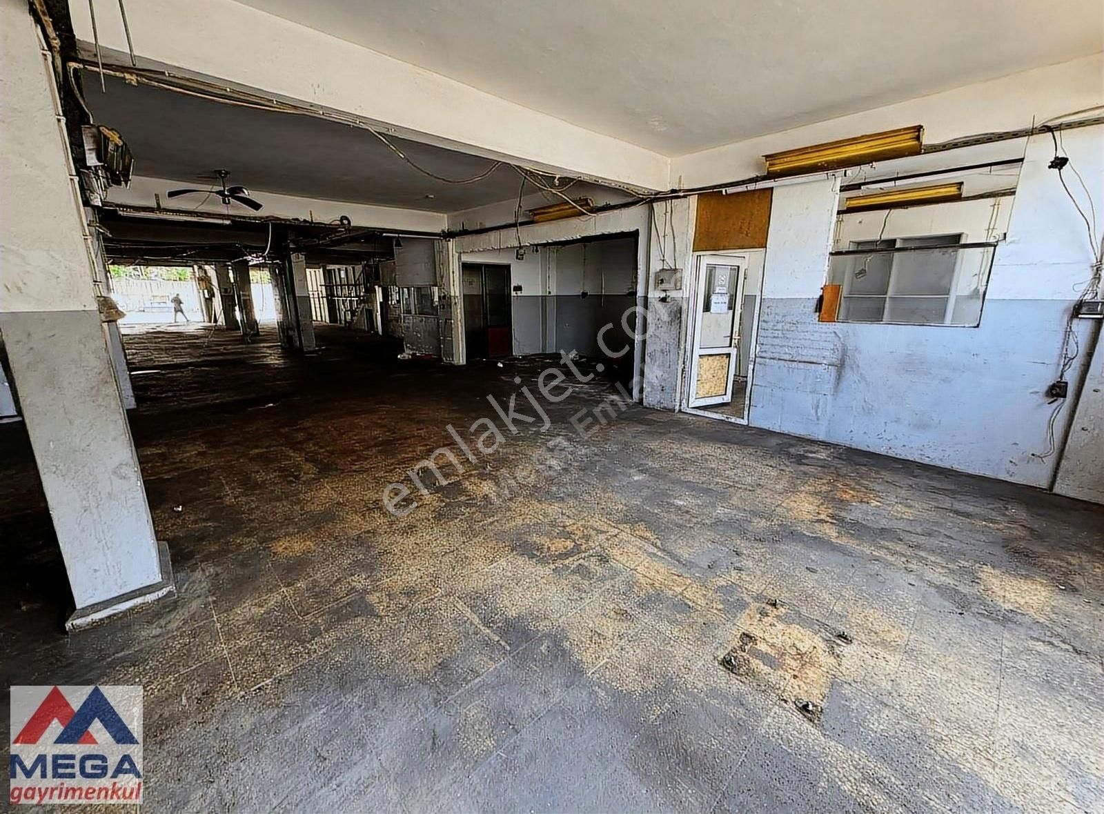 Dolayoba Sanayi Sitesinde Kiralık Atölye - Görsel 34