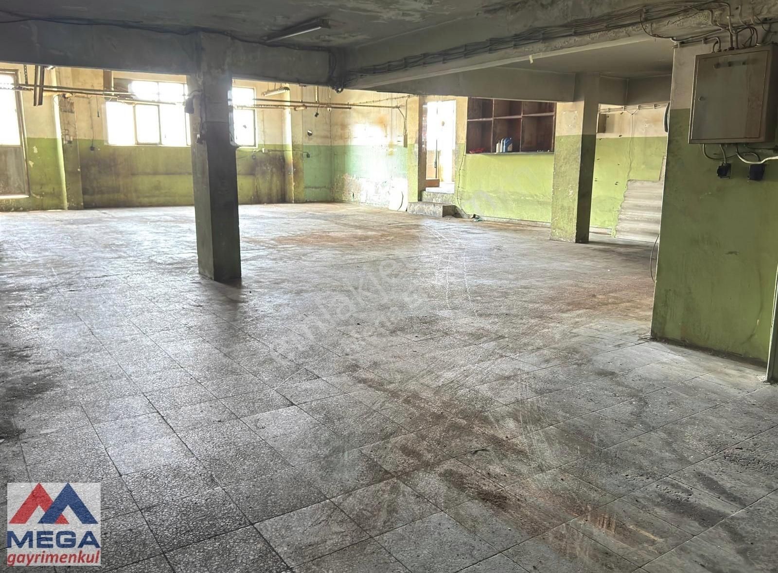 Dolayoba Sanayi Sitesinde Kiralık Atölye - Görsel 27