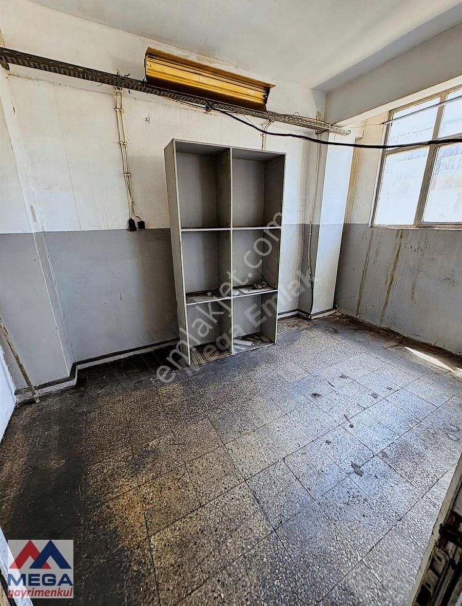 Dolayoba Sanayi Sitesinde Kiralık Atölye - Görsel 28