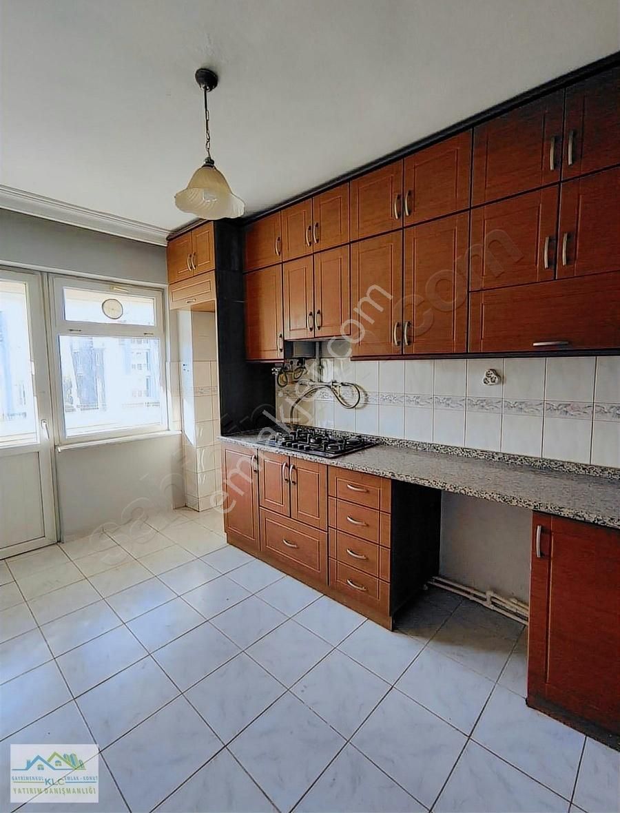 Klc'den Paşaalanı Sağlıkçılar Sitesi 3+1 145 M² Kiralık Daire - Görsel 18