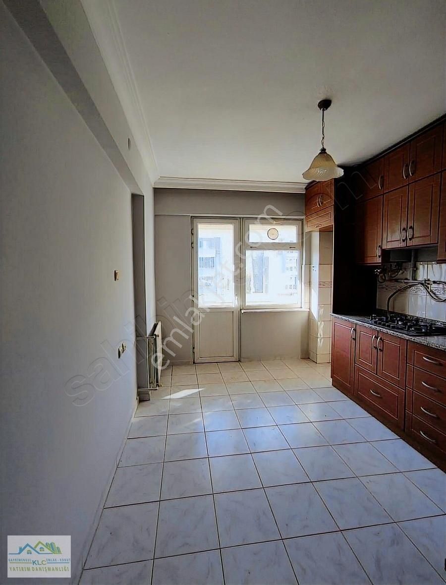 Klc'den Paşaalanı Sağlıkçılar Sitesi 3+1 145 M² Kiralık Daire - Görsel 14