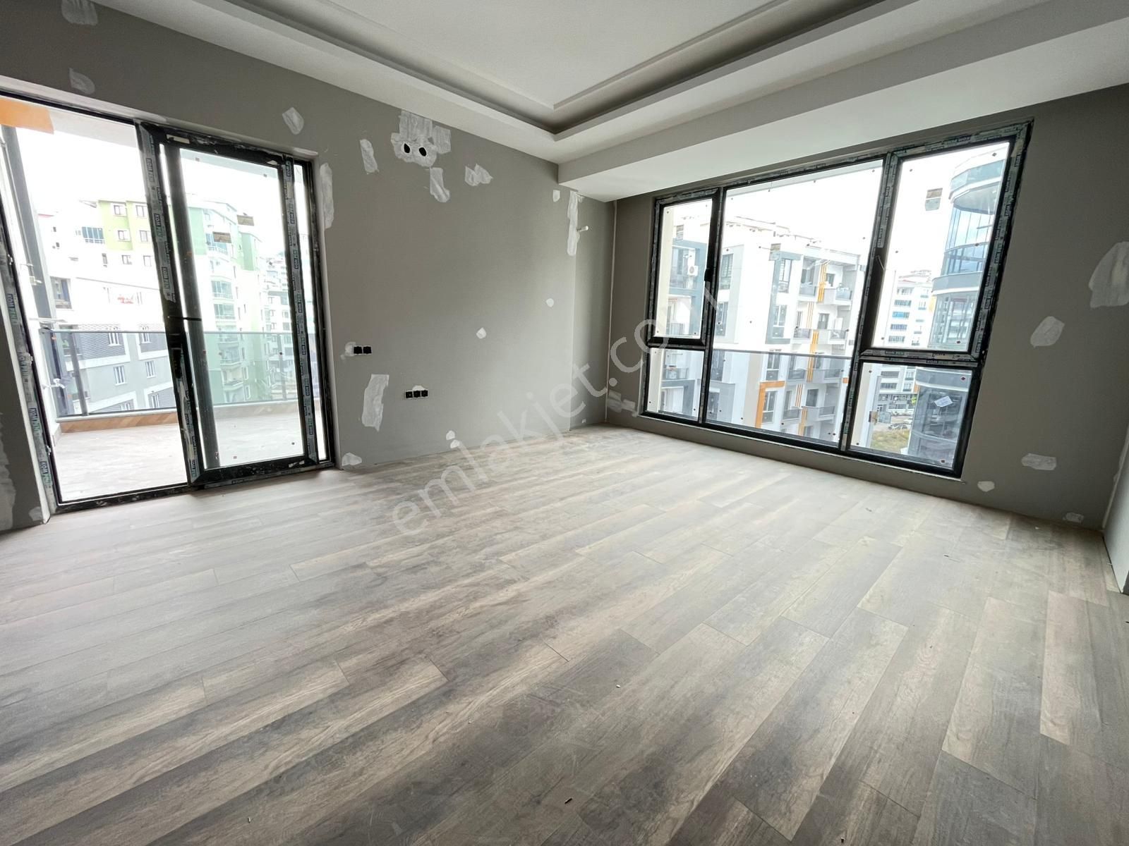 Truva // Onur Gündüzcü'den Havuzlu Lüks Site Ara Kat Satılık 2+1 - Görsel 13