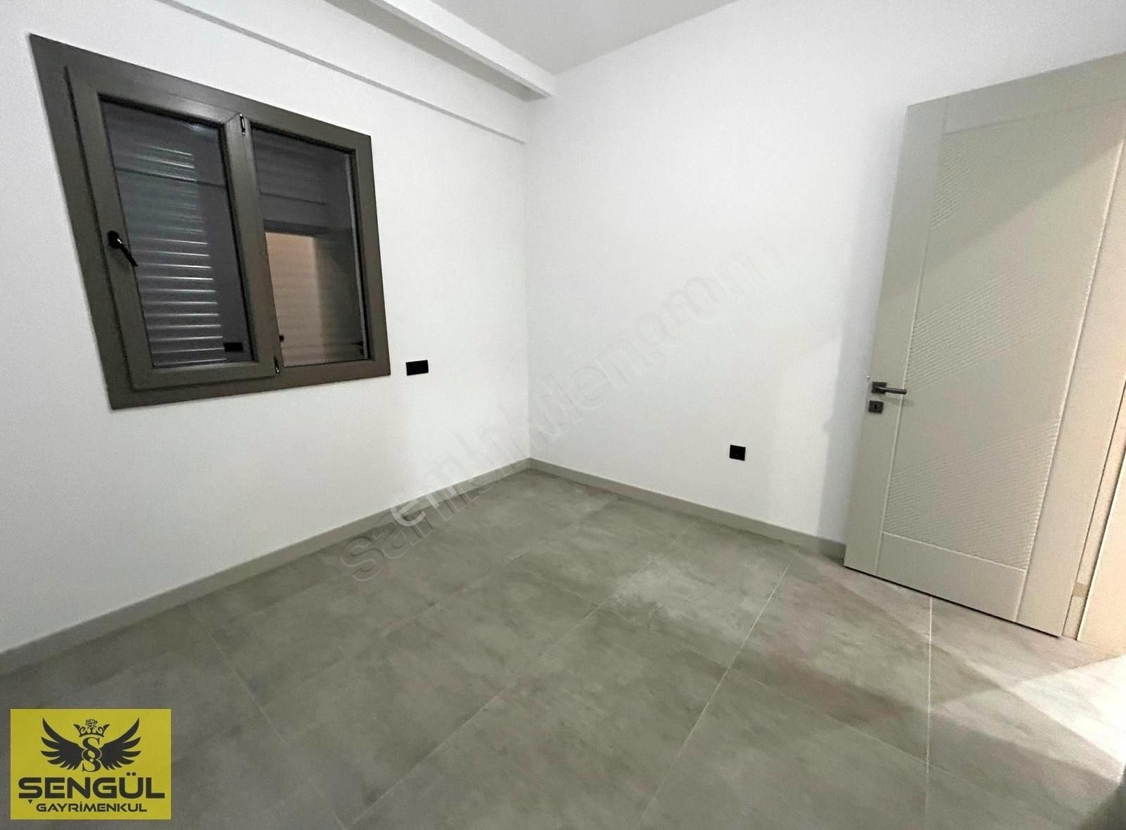 Şengül Gayrimenkul'den Yenişafakta Satılık 3+1 Lüx Daireler - Görsel 28