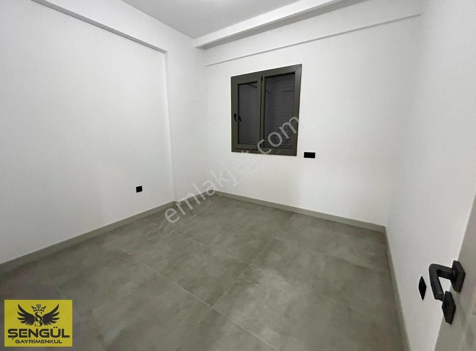 Şengül Gayrimenkul'den Yenişafakta Satılık 3+1 Lüx Daireler - Görsel 12