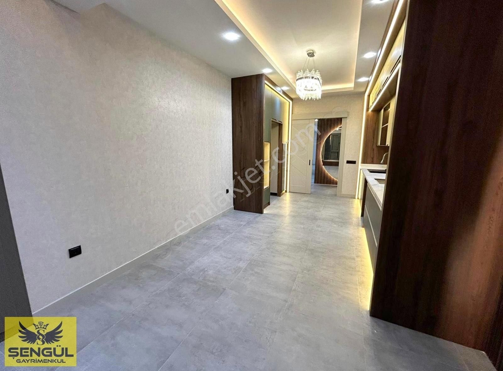 Şengül Gayrimenkul'den Yenişafakta Satılık 3+1 Lüx Daireler - Görsel 23