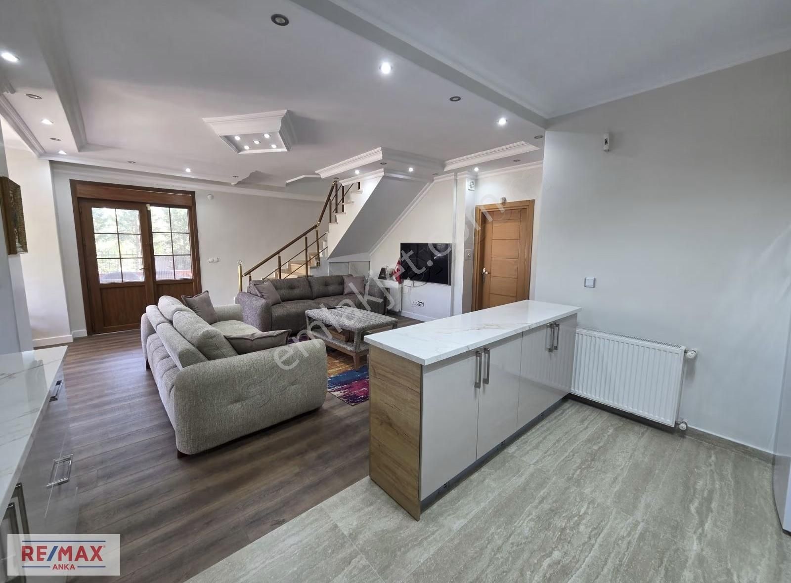 Remax Anka'dan Şile Çavuş Mah. 358 M2 4+1 Müstakil Satılık Villa - Görsel 17